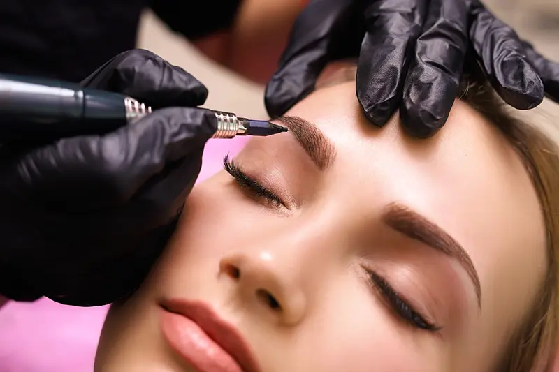 Ombre brows